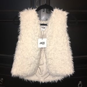 Jack by BB Dakota Creme Faux Fur Cropped Vest